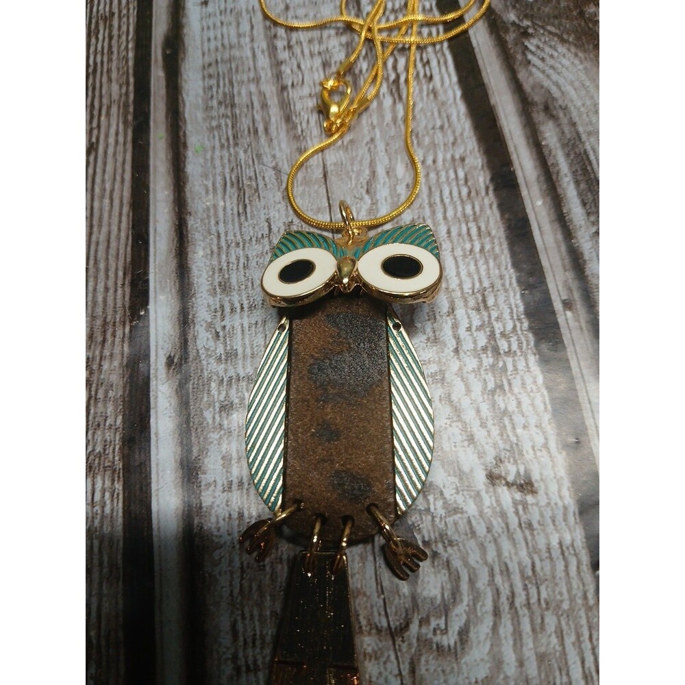 Vintage Articulated Owl Pendant wood/gold tone  On Gold Tone Chain 22 Inch Chain